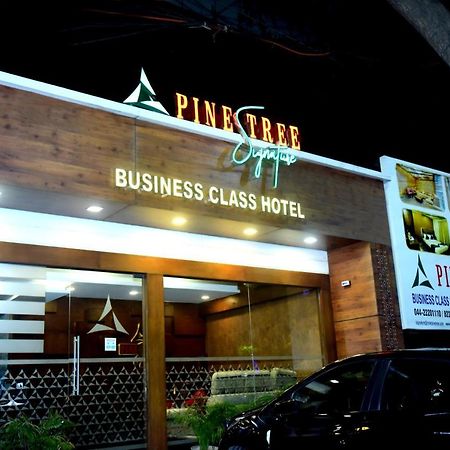 Hotel Pine Tree Signature Chennai Exterior foto